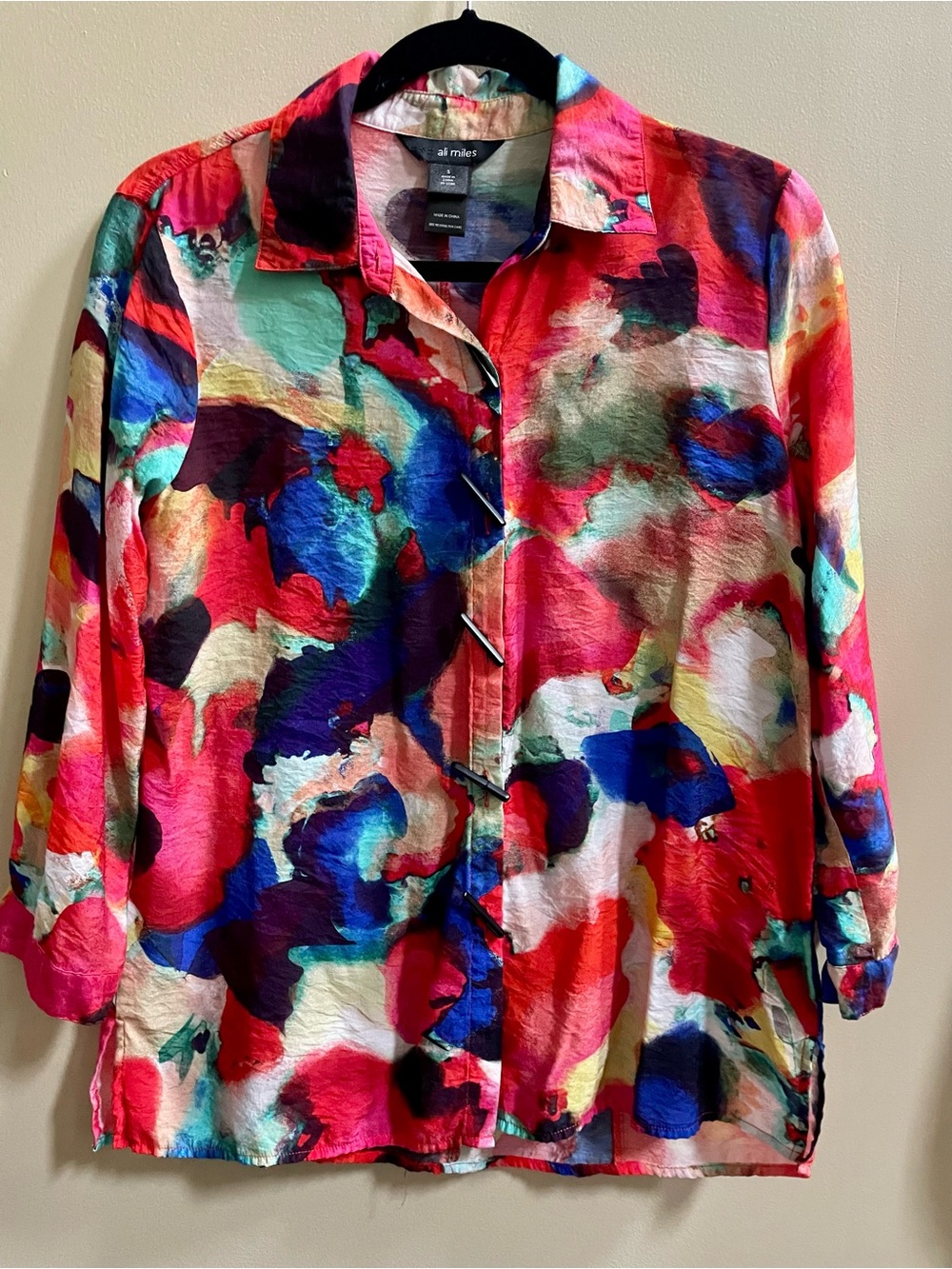 Ali Miles Abstract Watercolor Painterly Blouse Toggle Button Front Tunic Top S